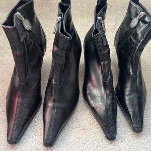 Donald Pliner black leather ankle boots (2 pair) sz 7.5M